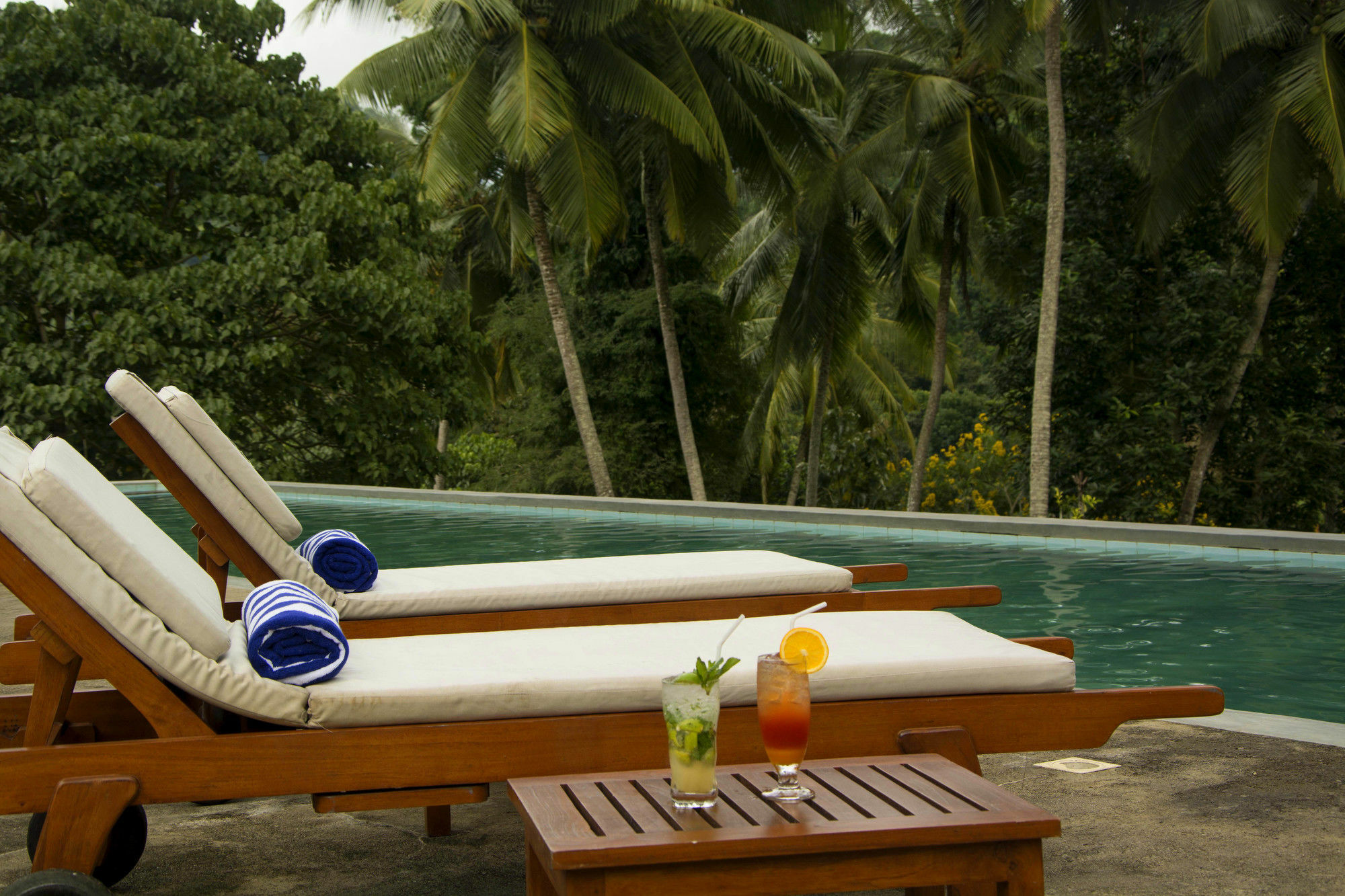 Athulya Villas Kandy Exterior foto